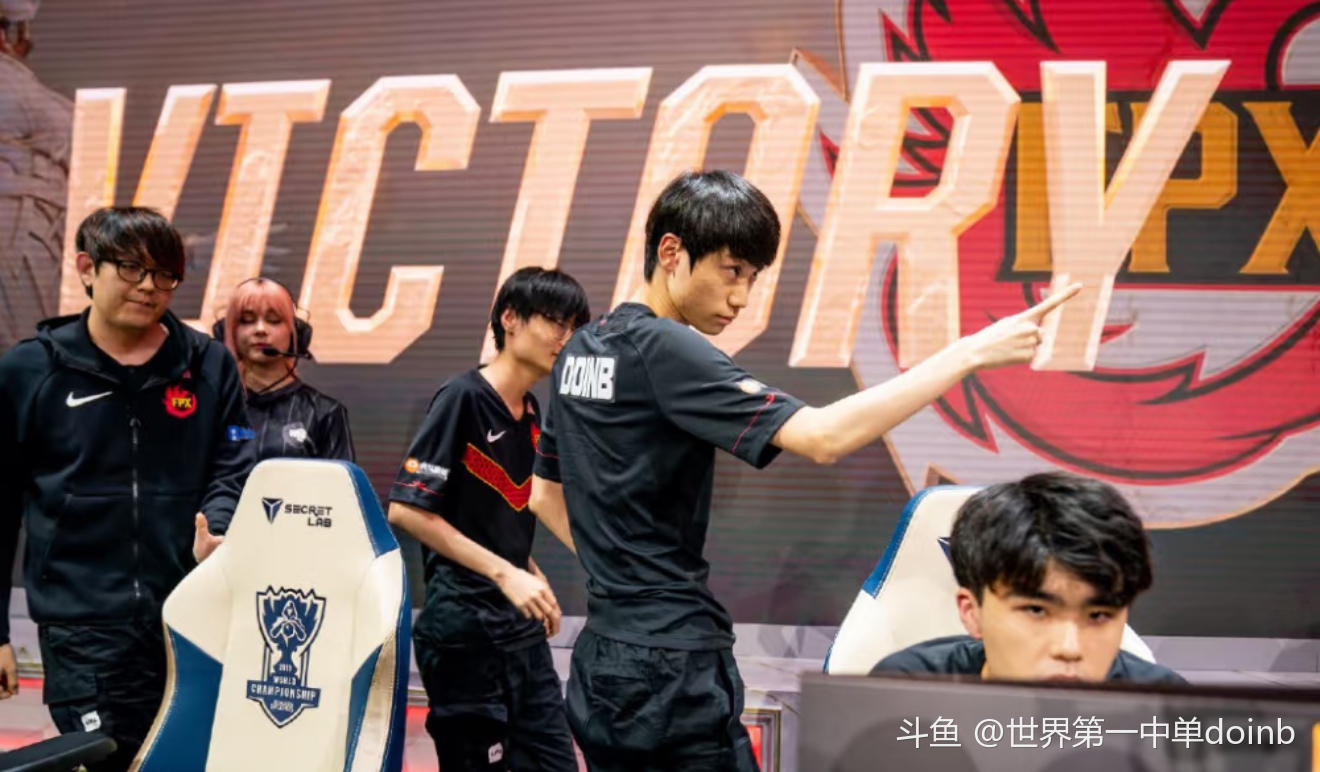 包含FNC翻盘FPX,Doinb操刀奇招英雄翻盘顶尖较量半决赛,技惊四座的词条 包含FNC翻盘FPX,Doinb操刀奇招英雄翻盘顶尖较量半决赛,技惊四座的词条