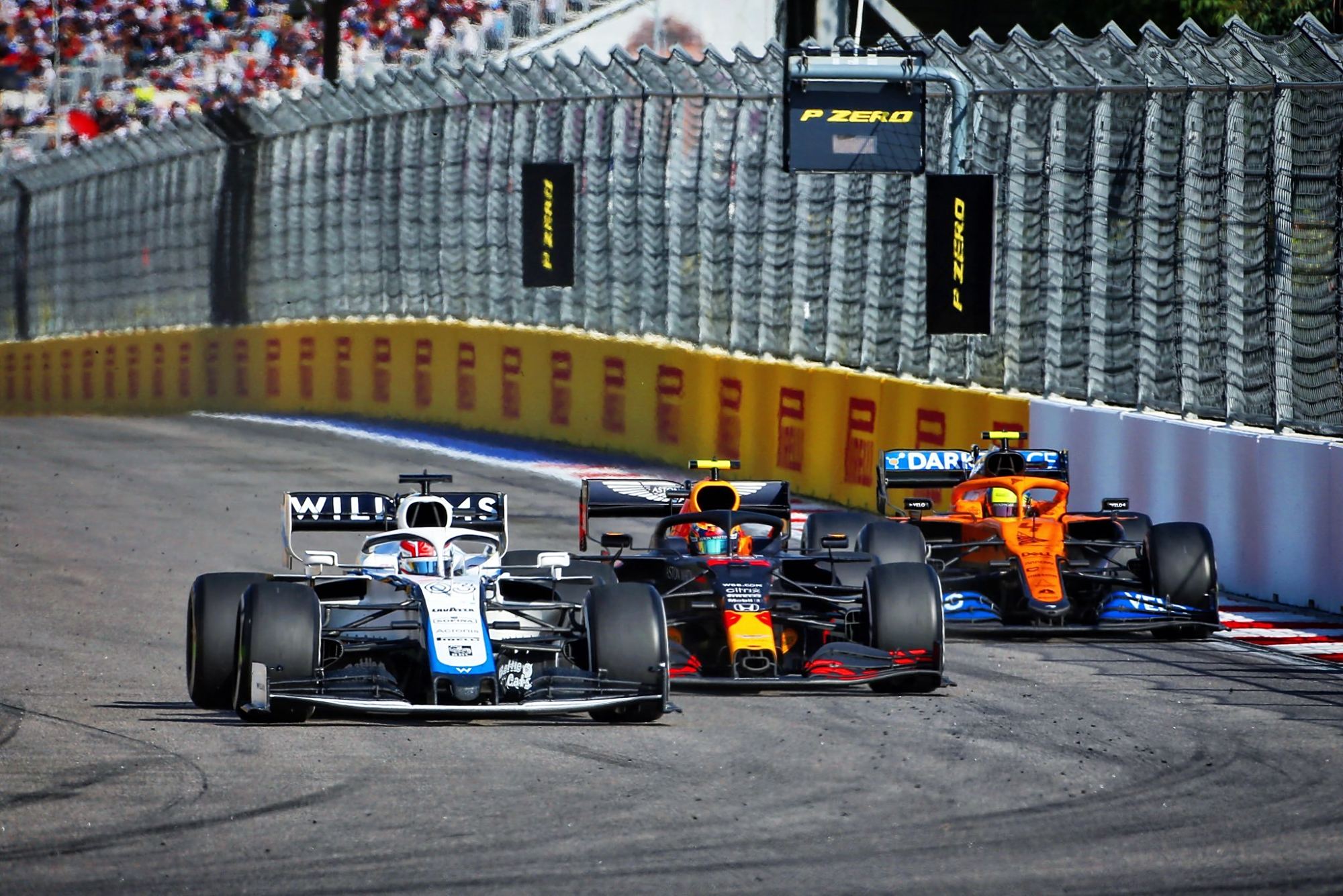 开云体育平台APP-威廉姆斯完胜梅赛德斯，塞恩斯带队取胜