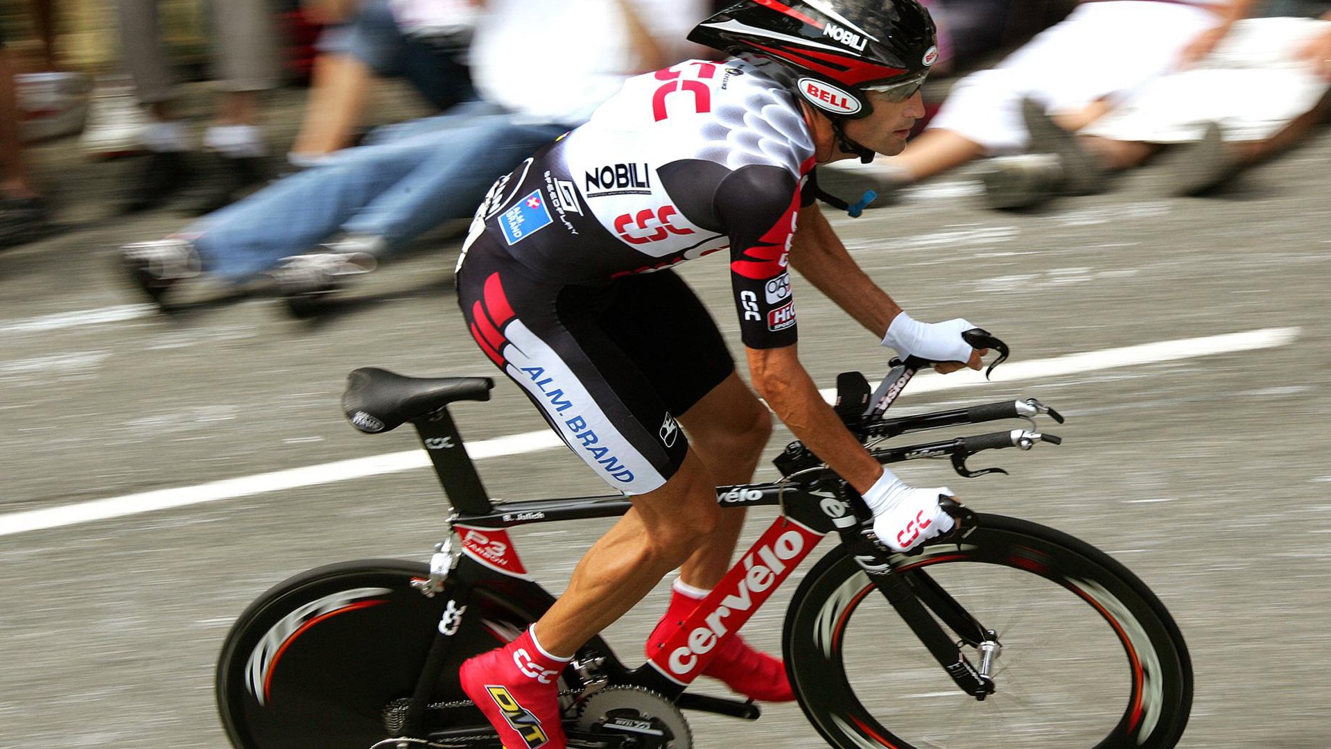 卡拉斯科跨界封神!南非黑马震撼那不勒斯,NBA总决赛惊现足球魔术师