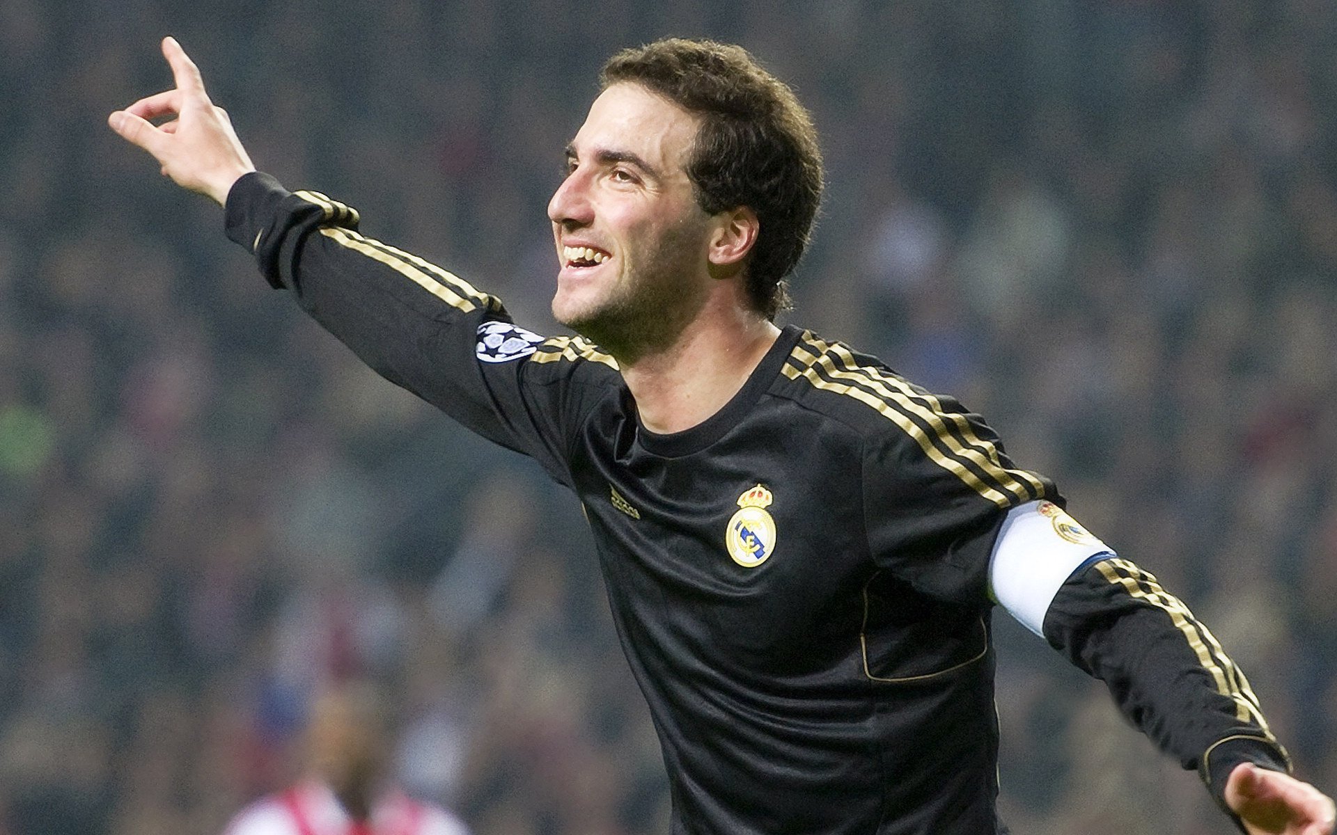 跨界传奇！新西兰掀翻皇家社会，而苏亚雷斯在NBA总决赛接管比赛